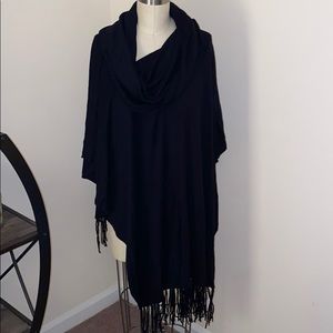 Super soft Cal neck poncho